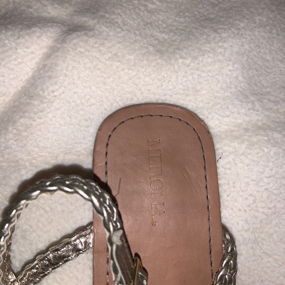Gold Braided Sandals - Picture 3 of 3